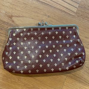 Vintage double kiss clasp clutch